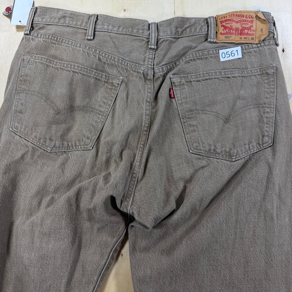 Levis 501 Original Fit Brown White Oak Cone Denim Jeans Mens 40x32 Button Fly - Picture 2 of 6